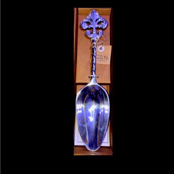 SOLD: BRAND NEW Mud Pie Fleur-de-lis Ice Scoop, 10 3/4” L x 2.5” W - Picture 2 of 4